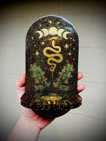 Moon phase shelf