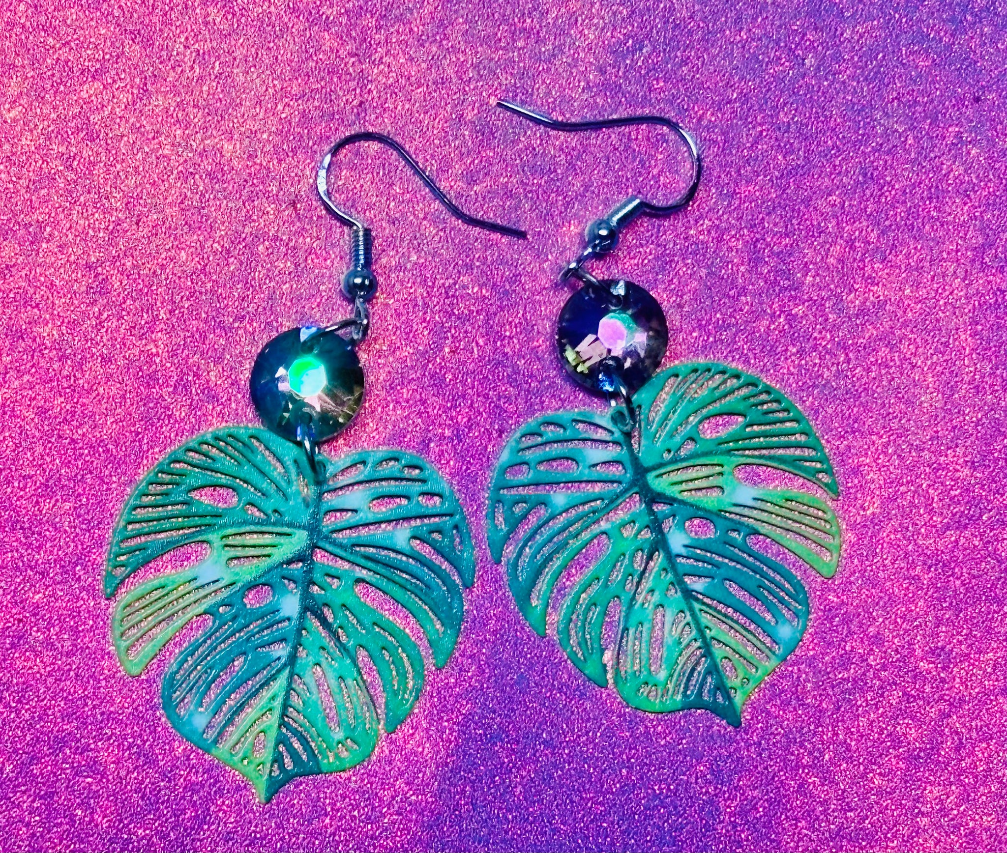 Green monstera leaf earrings