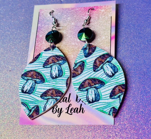 Trippy mushroom earrings