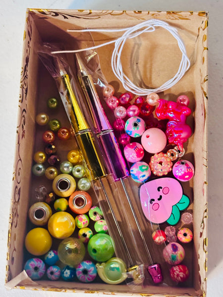 Book our Traveling DIY boutique