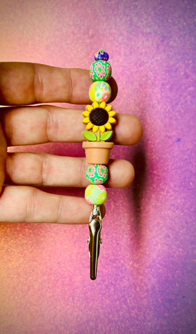 Sunflower roach clip