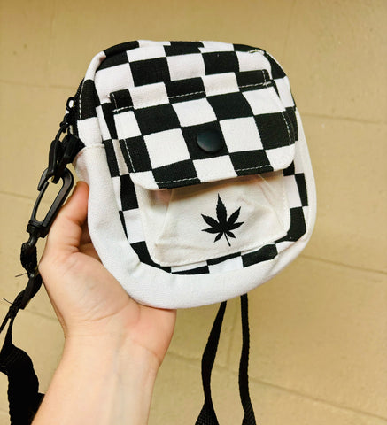 Pot leaf checkered shoulder bag