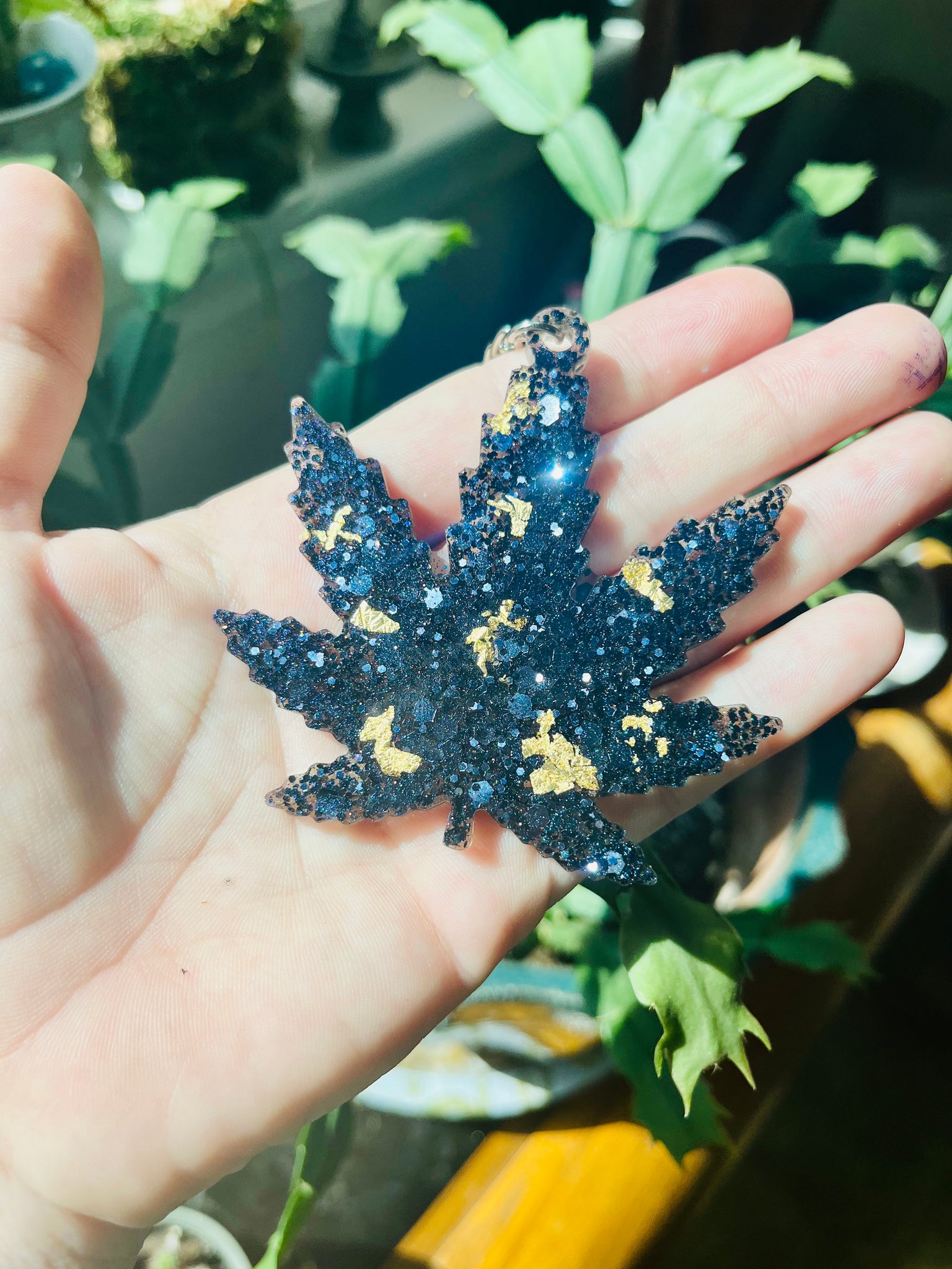 Pot leaf keychain