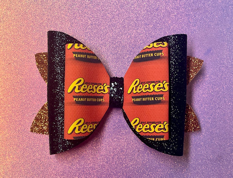 Peanut butter cup bow