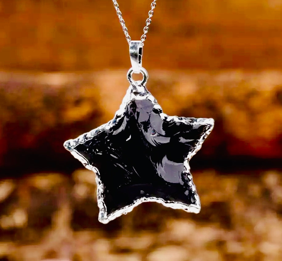 Black agate star shaped pendant necklace