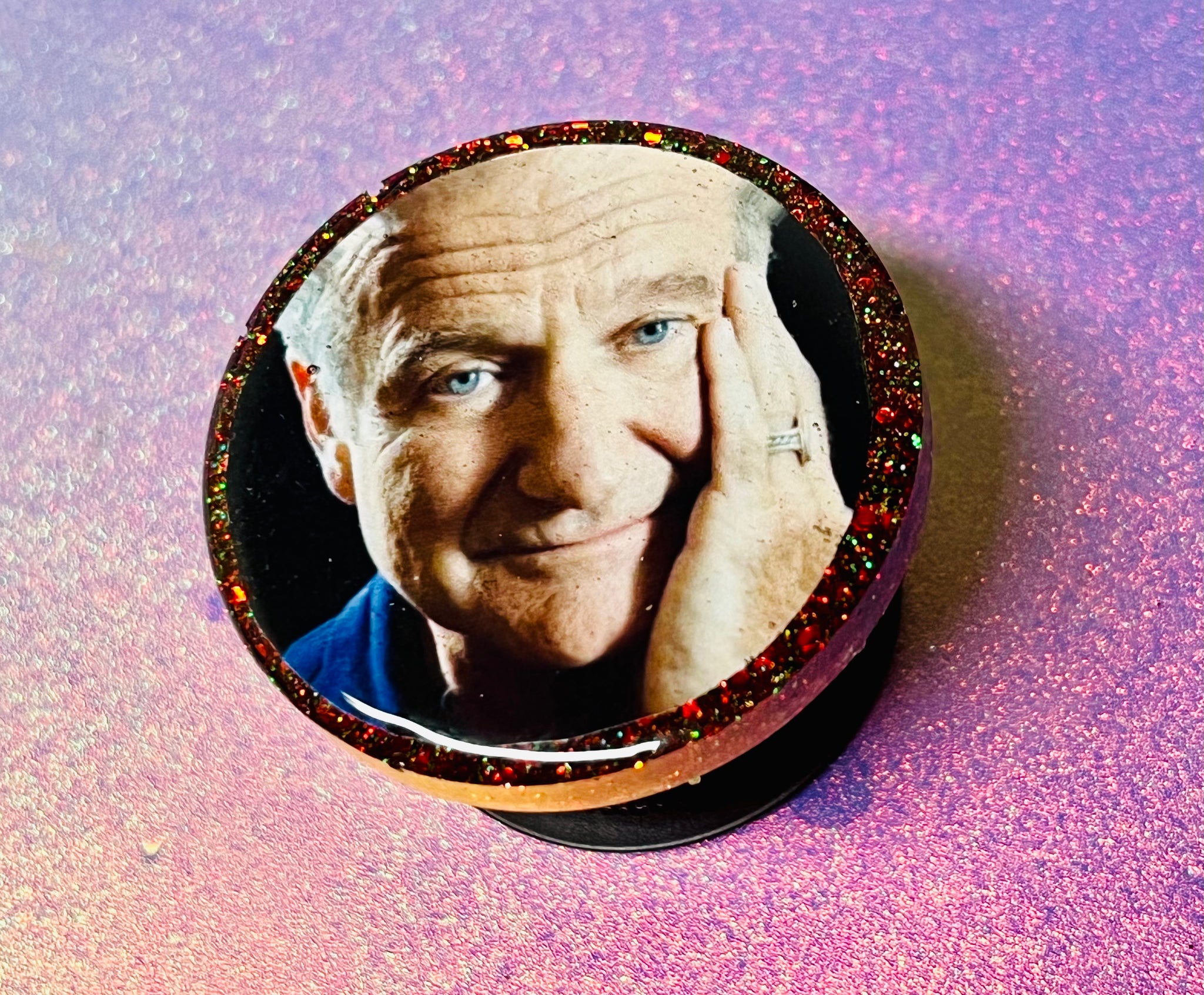 Robin williams phone grip