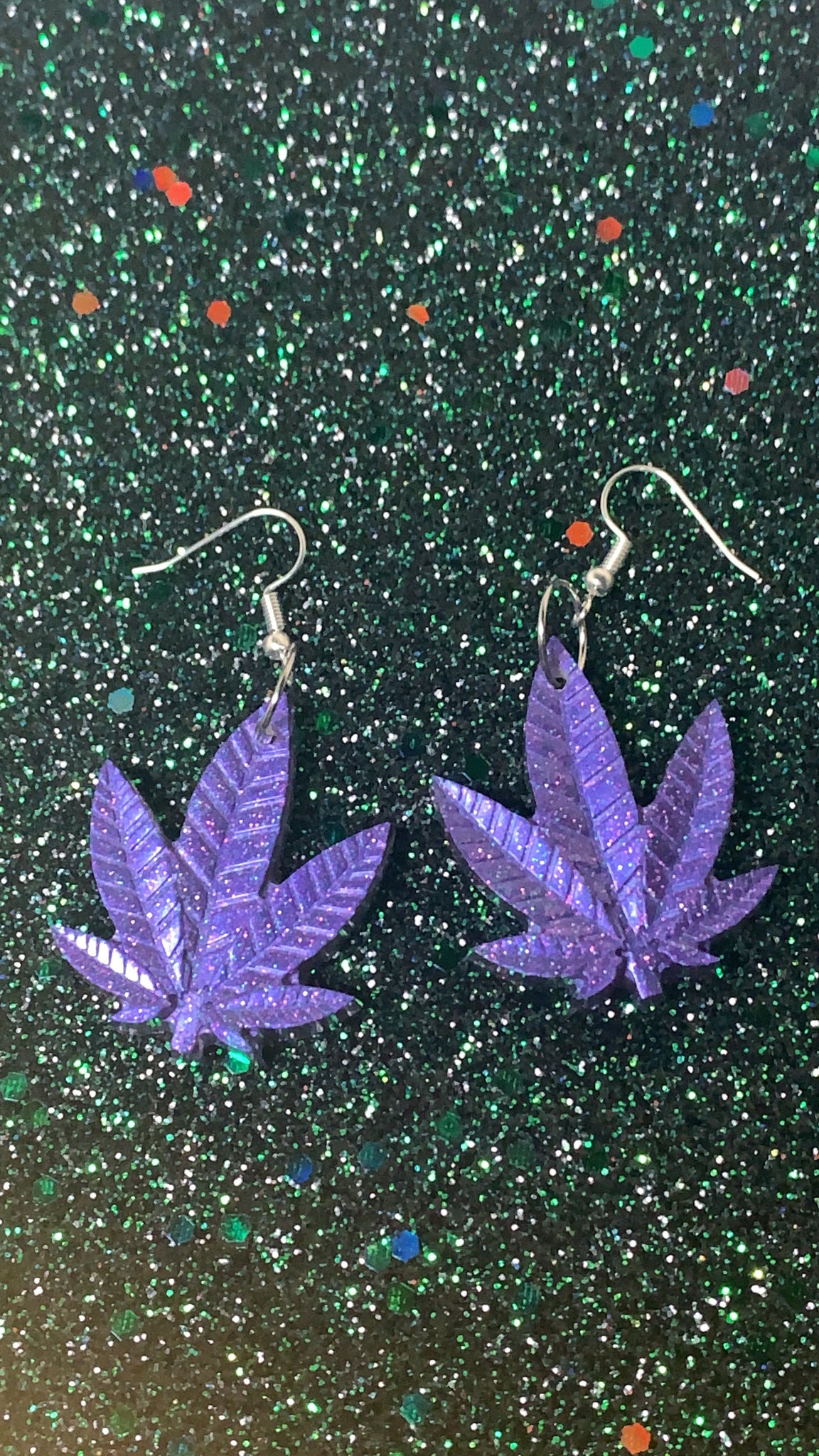 Purple pot leaf dangles