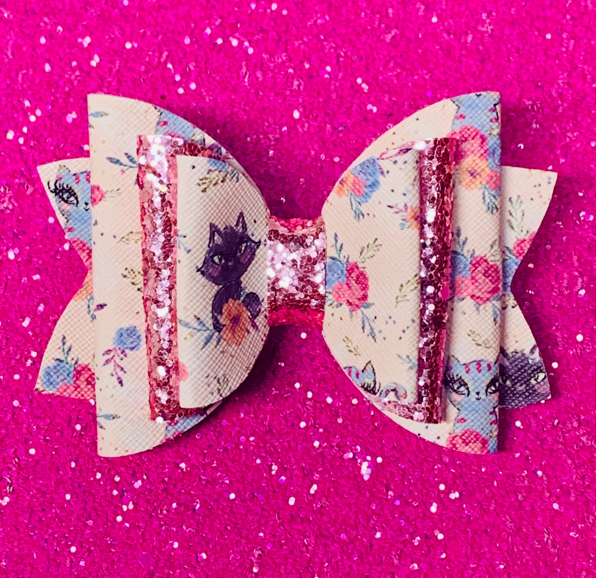 Pink kitty cat bow